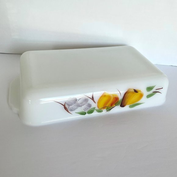 Vintage Fire-King Fruit by ANCHOR HOCKING 12" Rectangular Baker 1.5 Qt - Picture 9 of 13